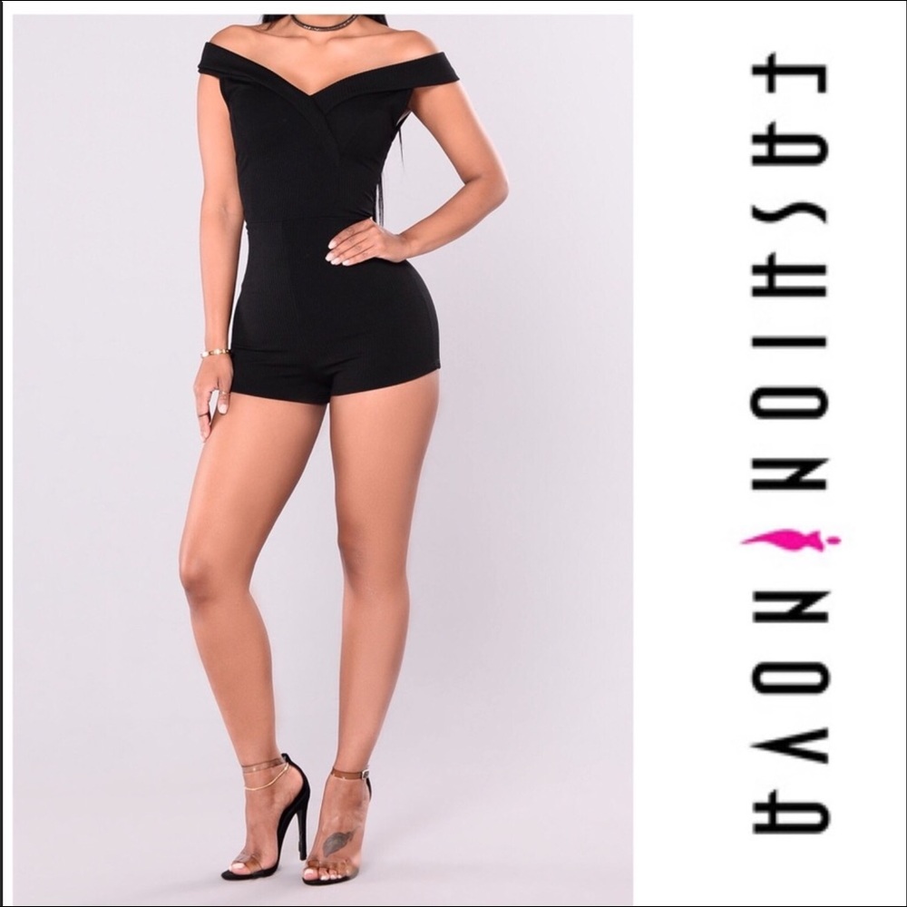 Fashion Nova Black Off the Shoulder Romper 📦